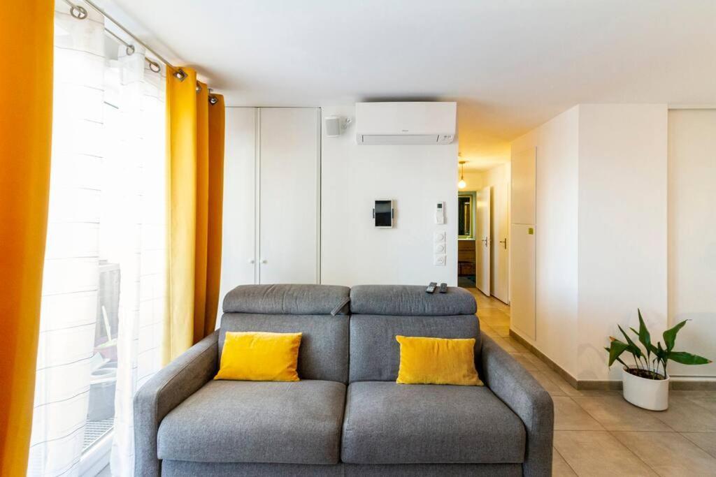 Chez Habitant Proche Metro Homestay *